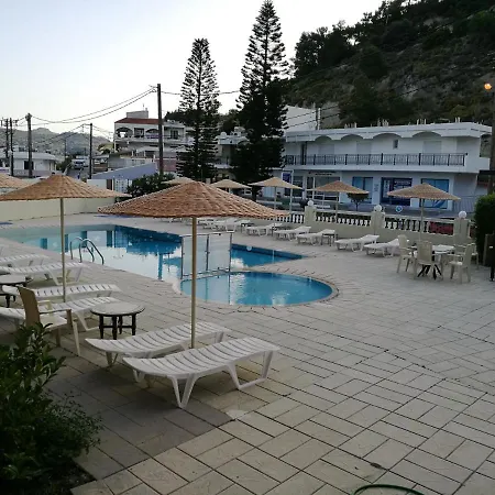 Ξενοδοχείο Golden Days 2*