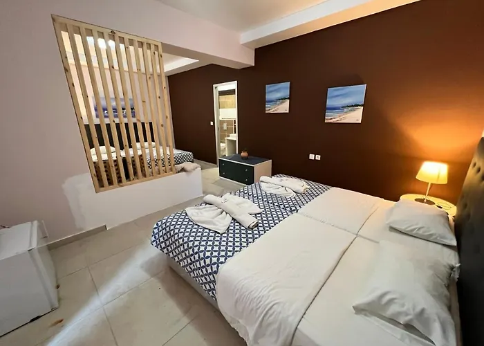 Golden Days Hotel Afandu