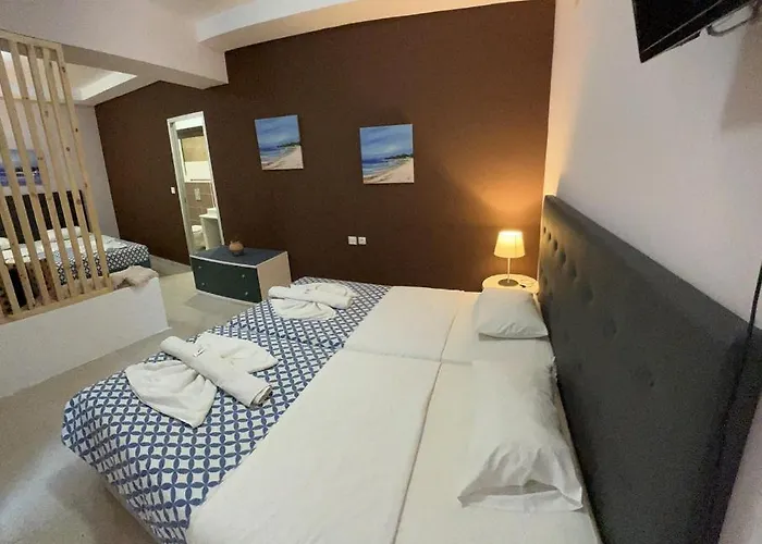 Golden Days Hotel Afandu