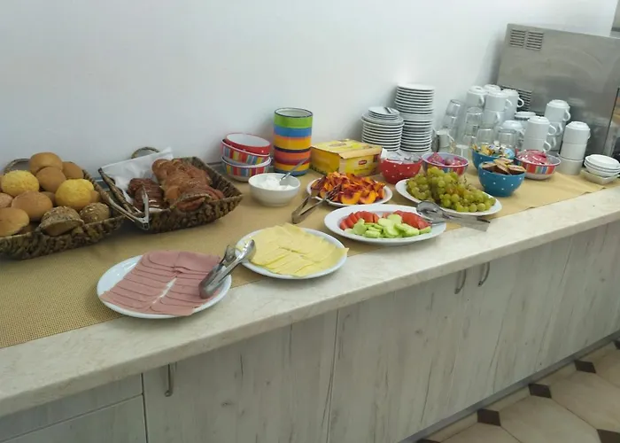 Hotel Golden Days 2*