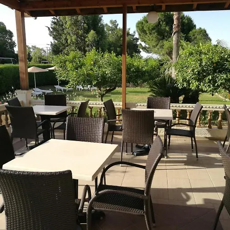 Отель Golden Days 2*