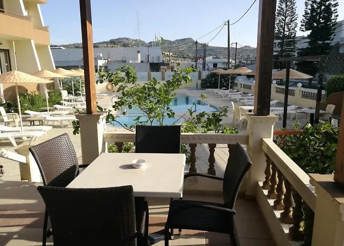 Hotel Golden Days 2*